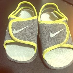 Nike Toddler Sandals 8
